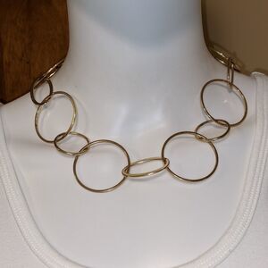 Golden hoops necklace 
